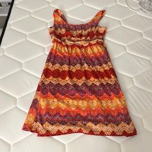 Stretchy comfy colorful midi dress flattering waist and neckline